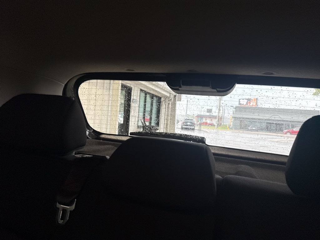 Used 2025 Hyundai Venue SE FWD image 25