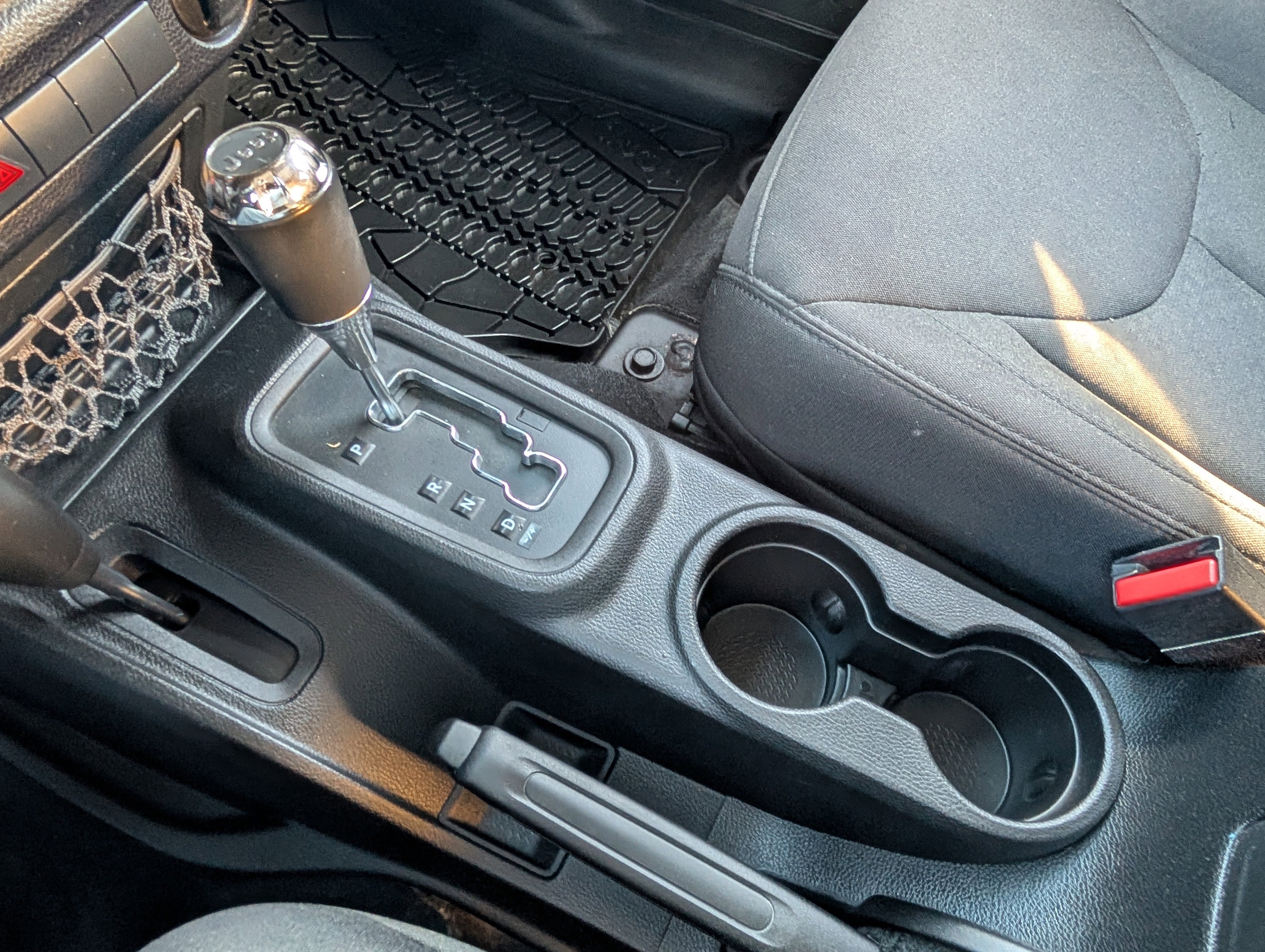 Used 2014 Jeep Wrangler Unlimited Sport image 19