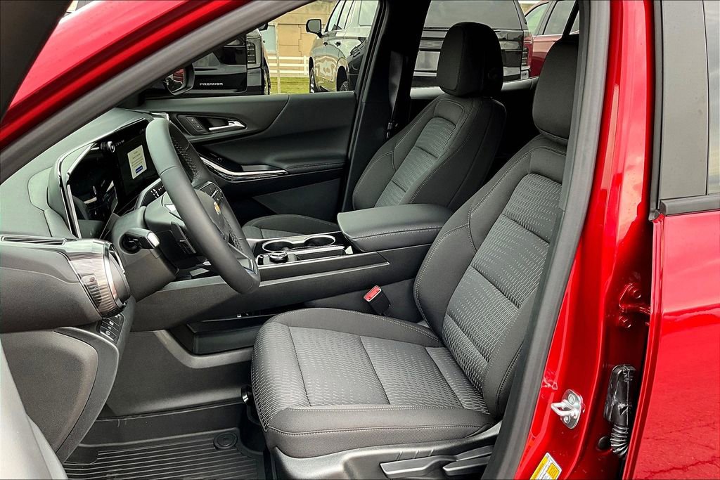 New 2026 Chevrolet Equinox LT image 9