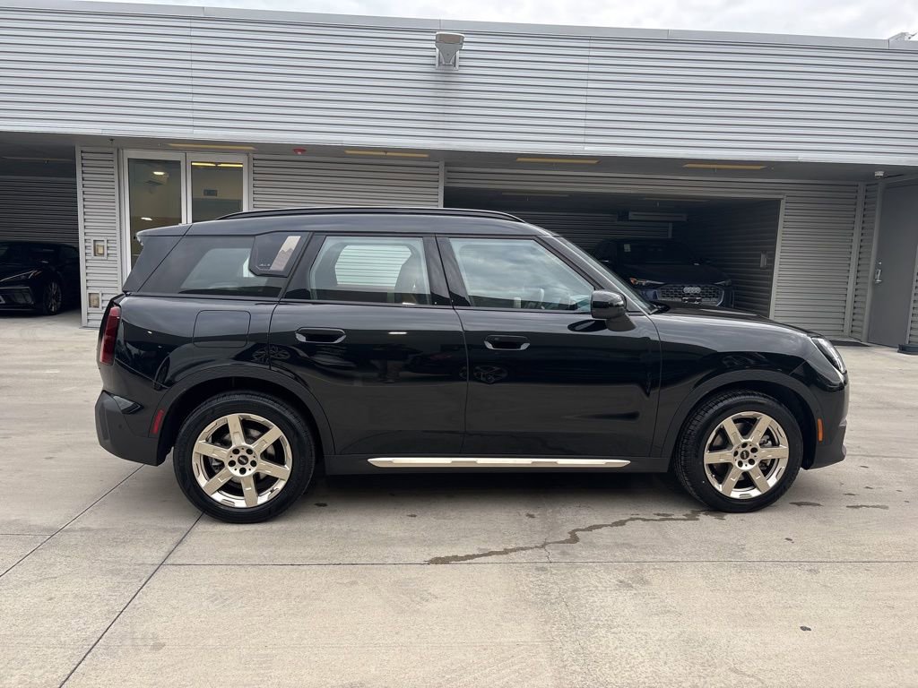 Used 2025 MINI Cooper Countryman S image 4