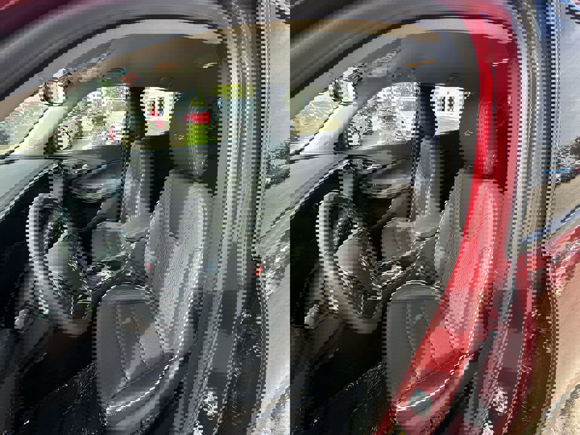 Certified 2024 Buick Encore GX Avenir image 53