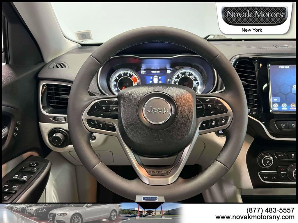 Used 2021 Jeep Cherokee Limited image 16