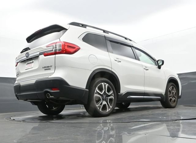 Used 2025 Subaru Ascent Limited w/ Popular Package #1 AWD/4WD image 11