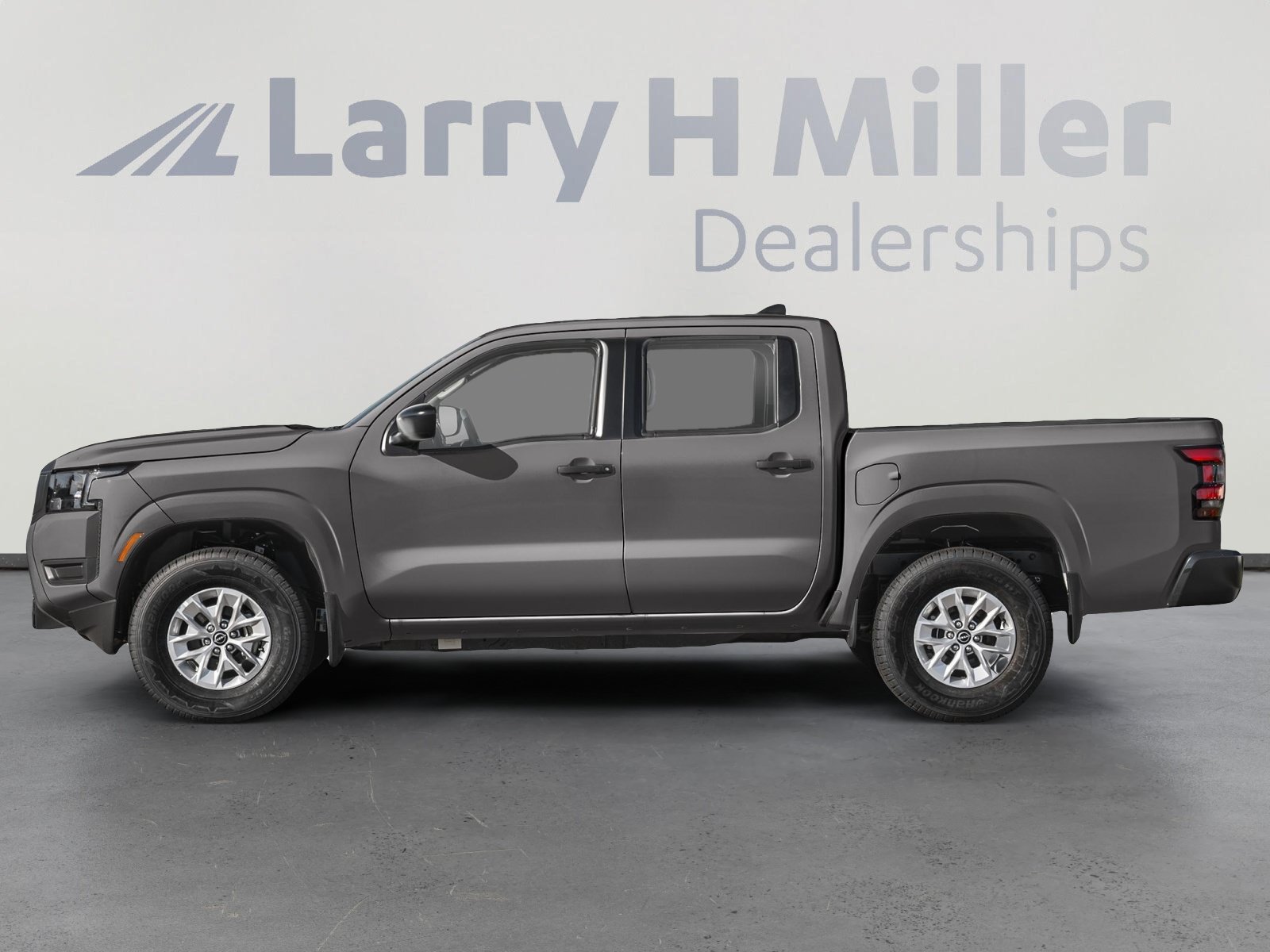 New 2026 Nissan Frontier SV w/ Tow Package AWD/4WD image 3