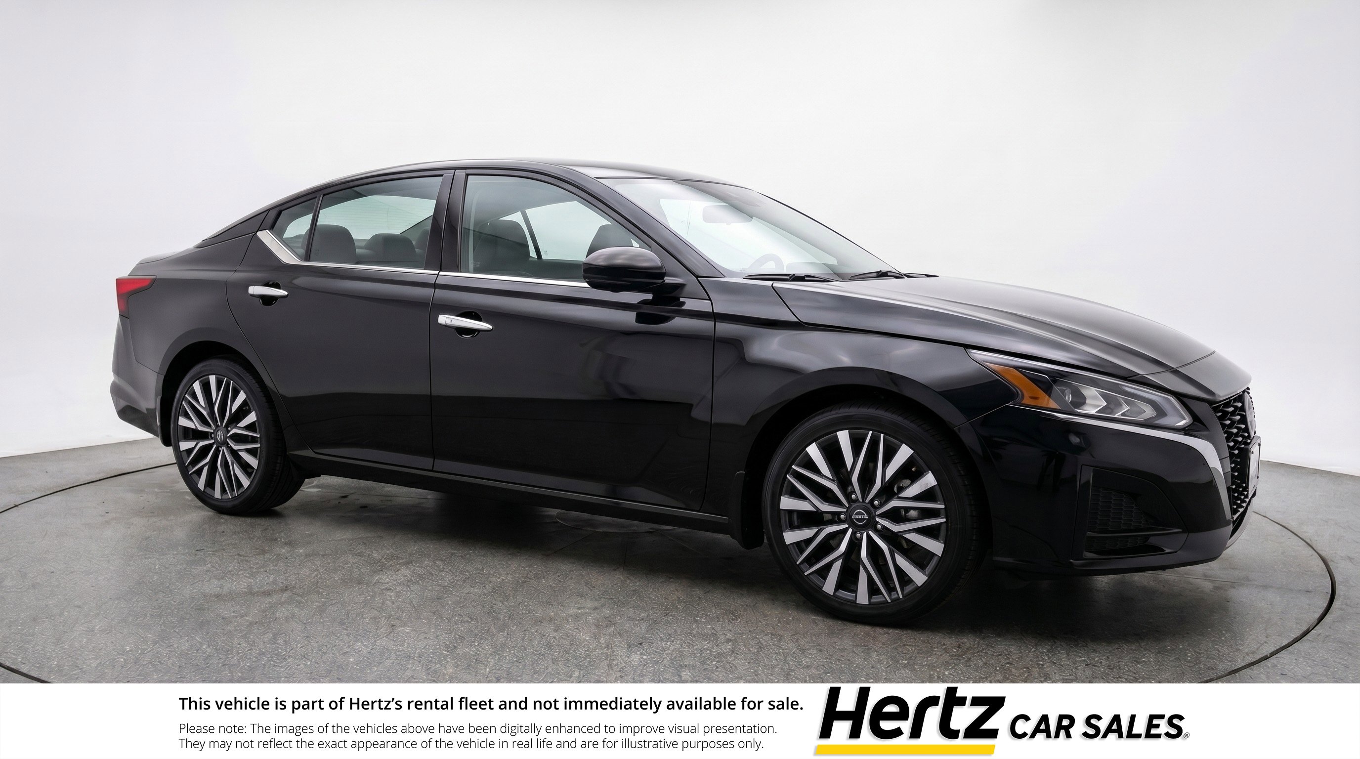 Used 2025 Nissan Altima 2.5 SV FWD image 1