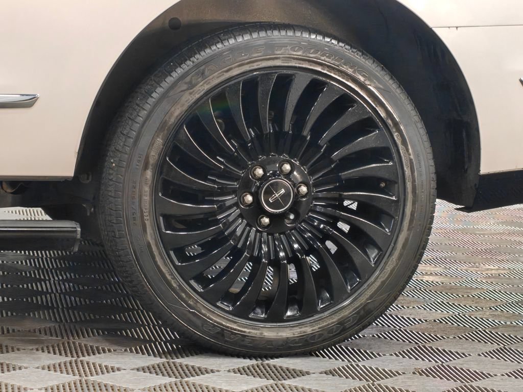 Used 2019 Lincoln Navigator Black Label w/ Cargo Package AWD/4WD image 84