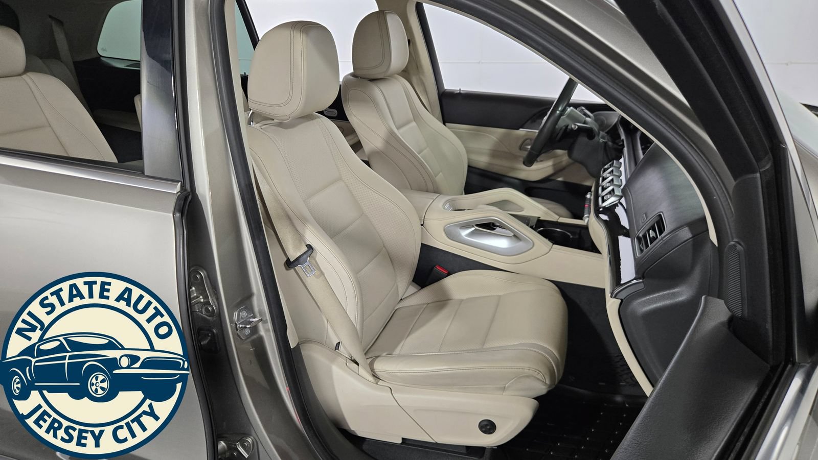 Used 2020 Mercedes-Benz GLS 450 4MATIC image 39