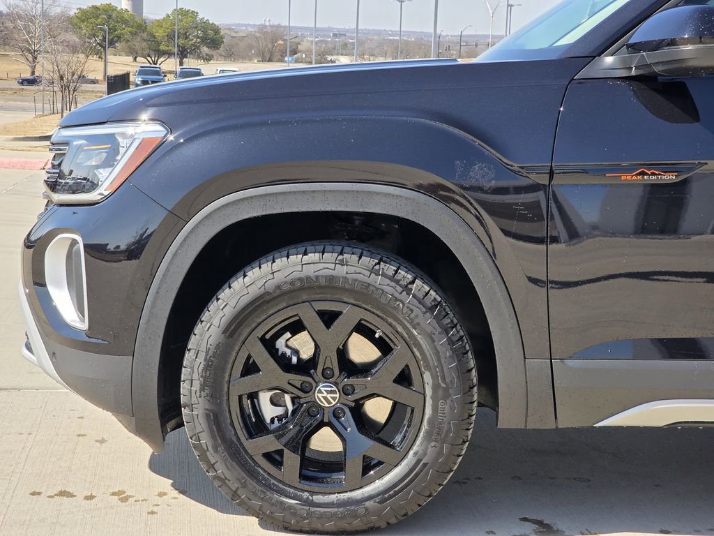 New 2026 Volkswagen Atlas Peak Edition image 5