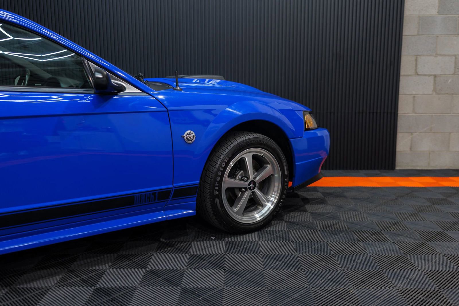 Used 2004 Ford Mustang Mach 1 RWD image 20