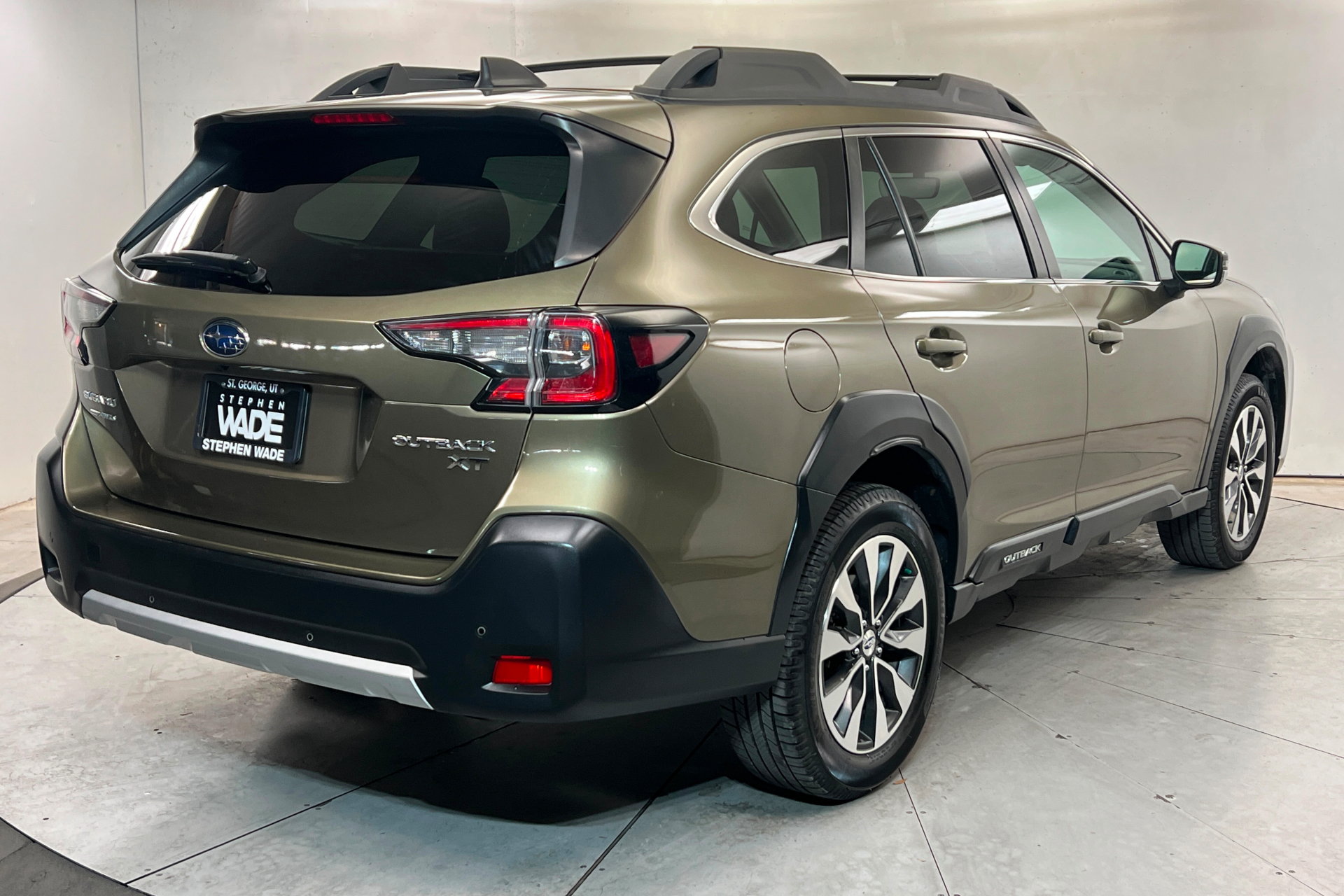 Used 2024 Subaru Outback Limited XT AWD/4WD image 6