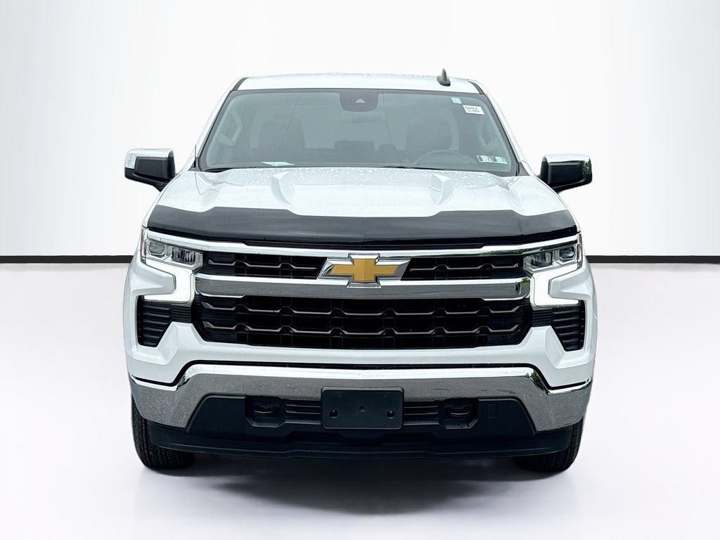 Used 2023 Chevrolet Silverado 1500 LT AWD/4WD image 2
