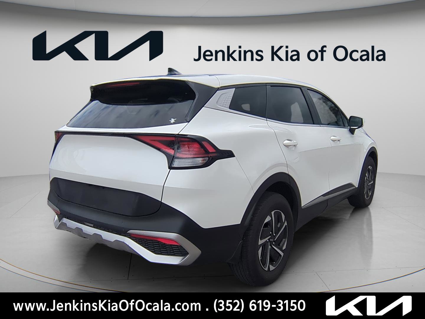 Certified 2023 Kia Sportage LX image 3