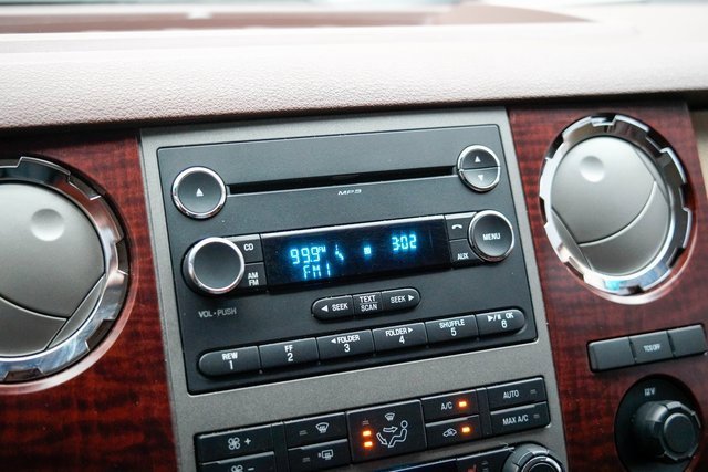 Used 2012 Ford F350 King Ranch w/ King Ranch w/Chrome Pkg image 27