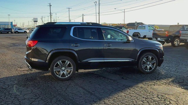 Certified 2018 GMC Acadia Denali w/ Technology Package image 9