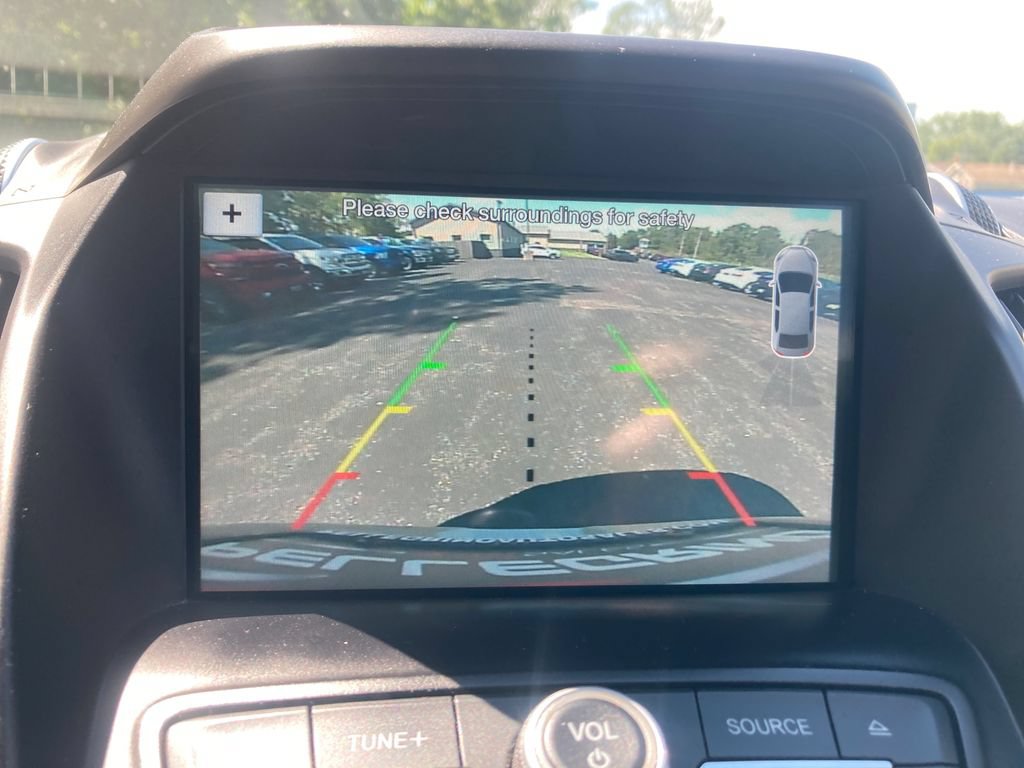 Used 2017 Ford Escape SE w/ Equipment Group 201A AWD/4WD image 25