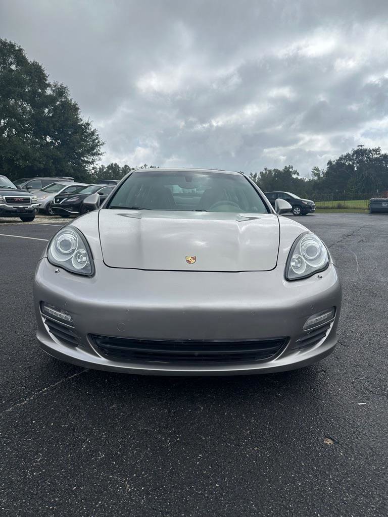 Used 2011 Porsche Panamera 4 image 2