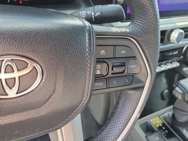 Used 2025 Toyota Tacoma Limited AWD/4WD image 26
