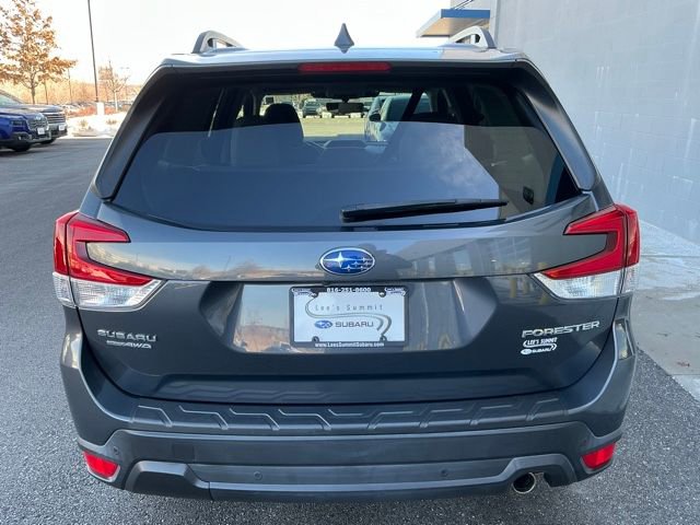 Certified 2022 Subaru Forester Limited image 3