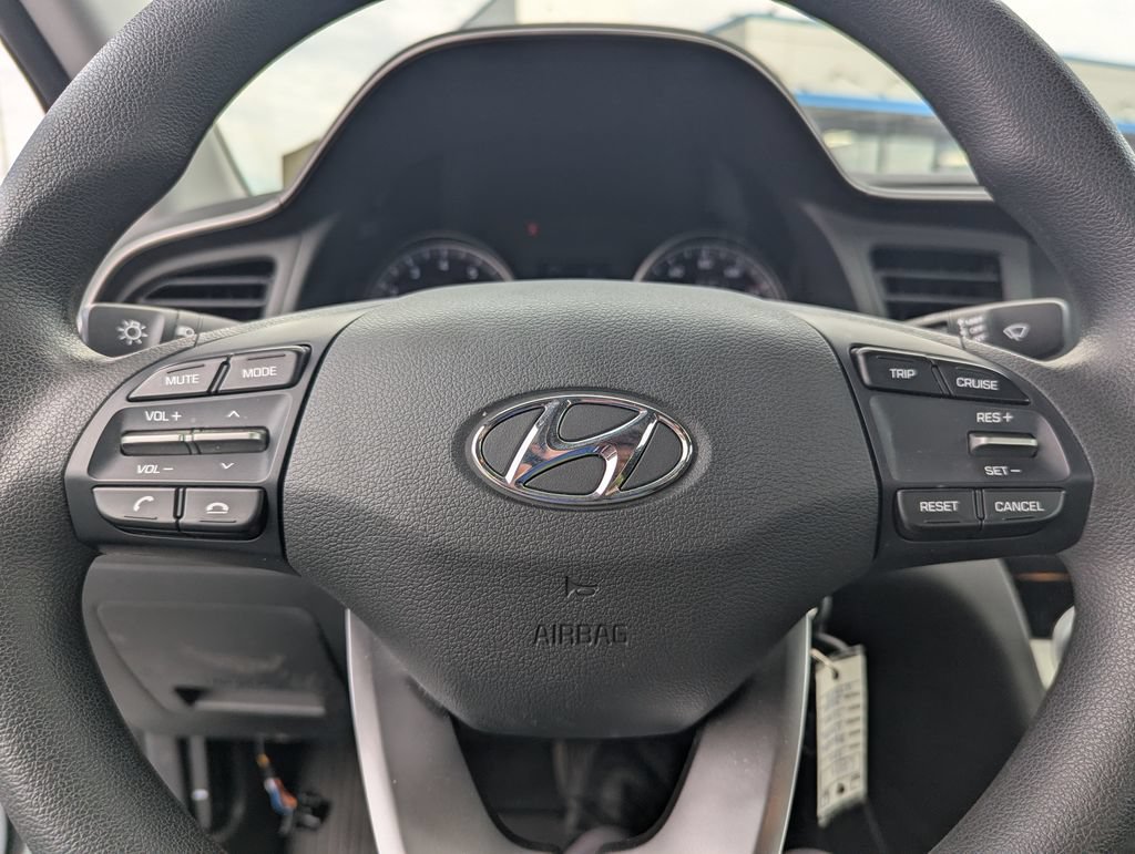 Used 2019 Hyundai Elantra SE w/ Cargo Package FWD image 20