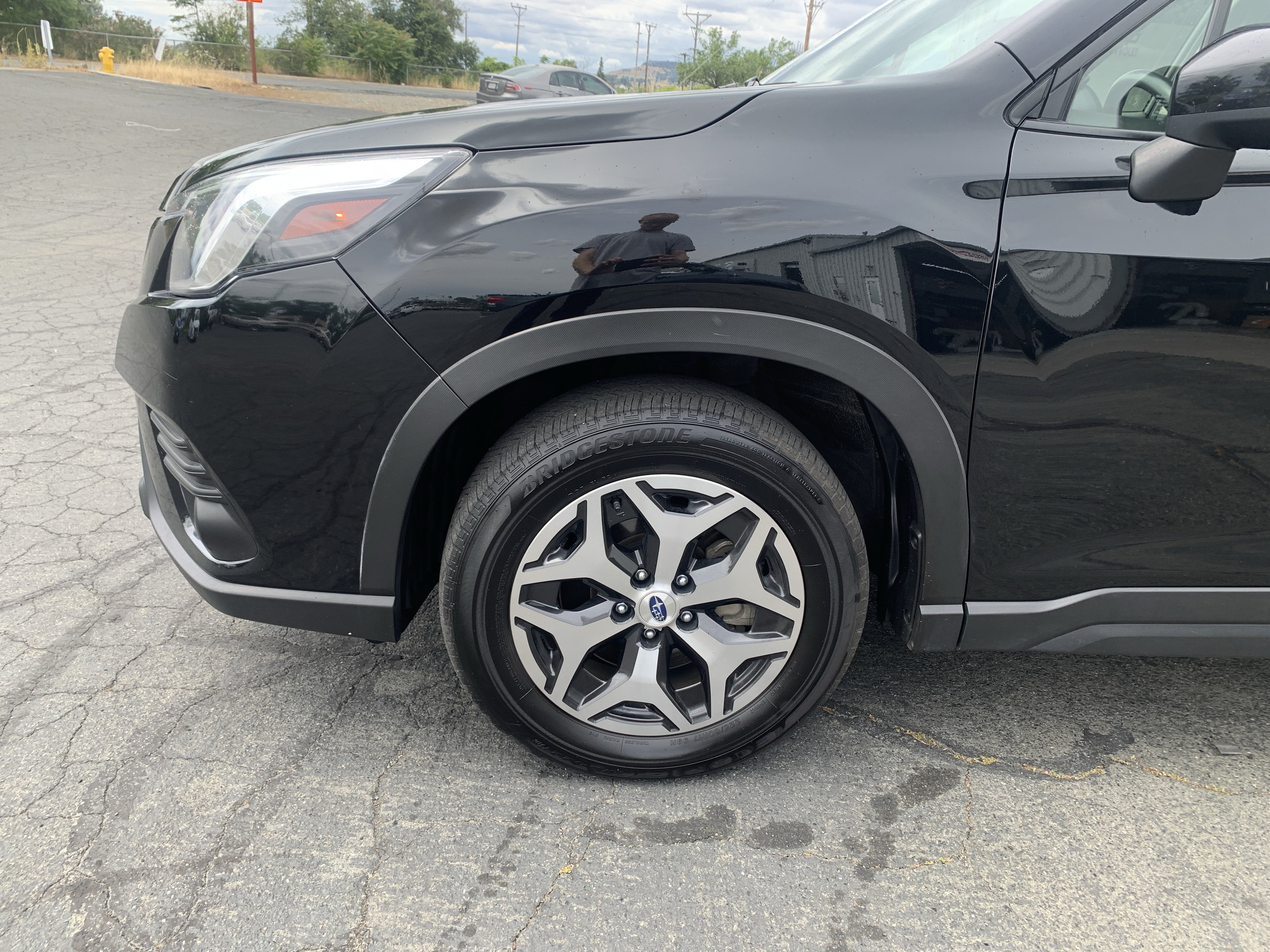 Used 2023 Subaru Forester Premium AWD/4WD image 9