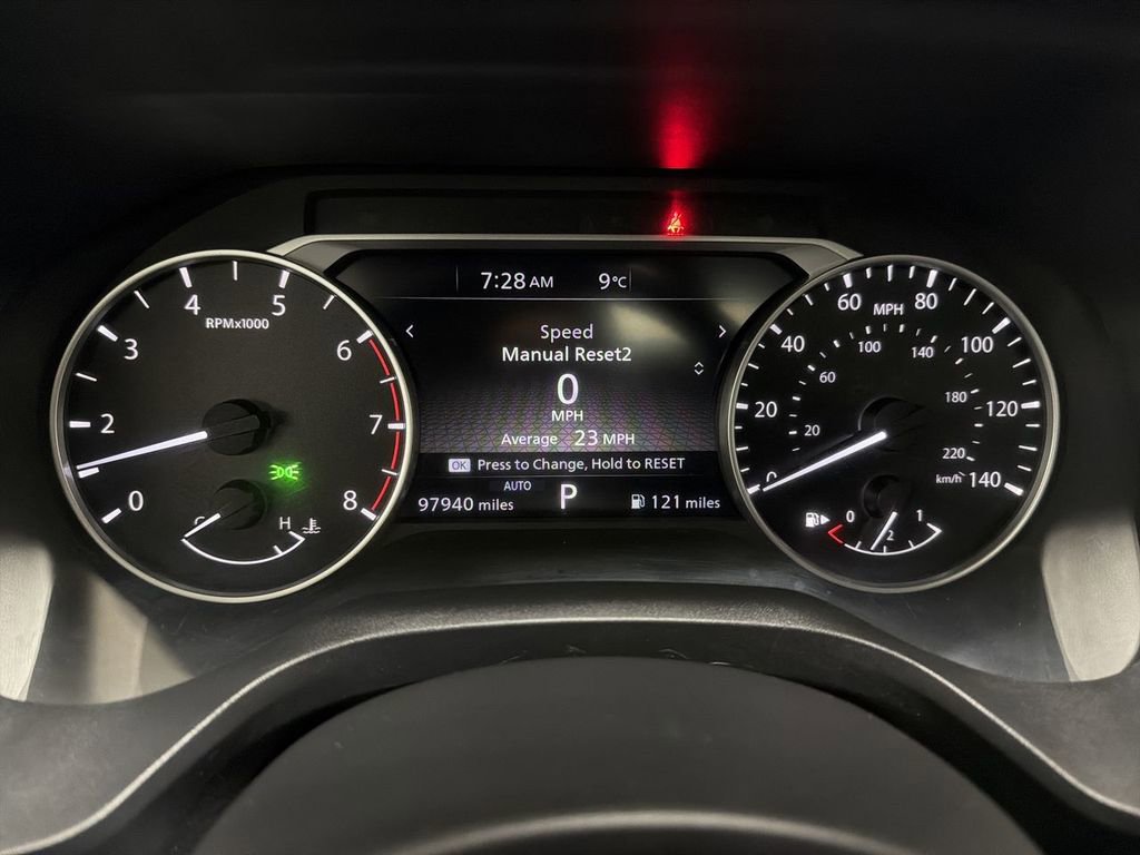 Used 2021 Nissan Rogue SV AWD/4WD image 32