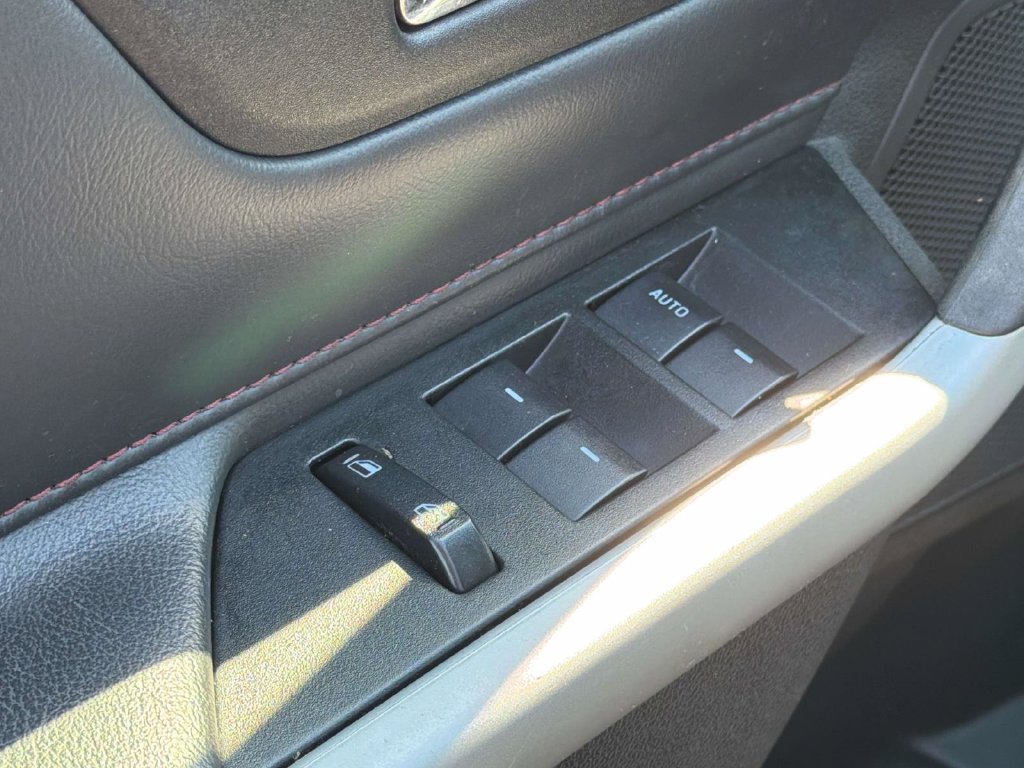 Used 2013 Ford Edge Limited FWD image 30