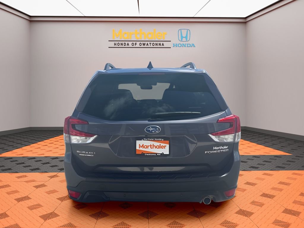 Used 2021 Subaru Forester Limited w/ Popular Package #3 AWD/4WD image 4