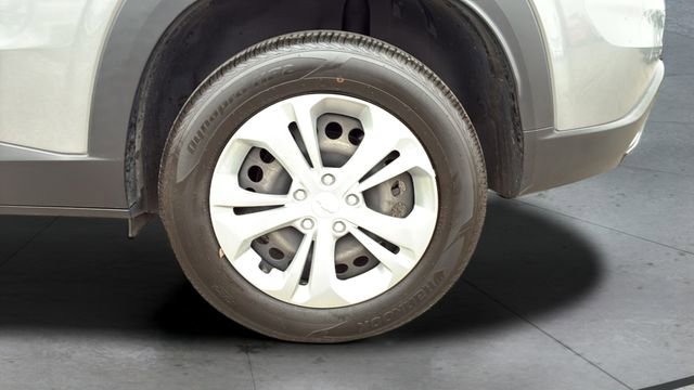 Certified 2024 Chevrolet Trax LS w/ Driver Confidence Package image 28