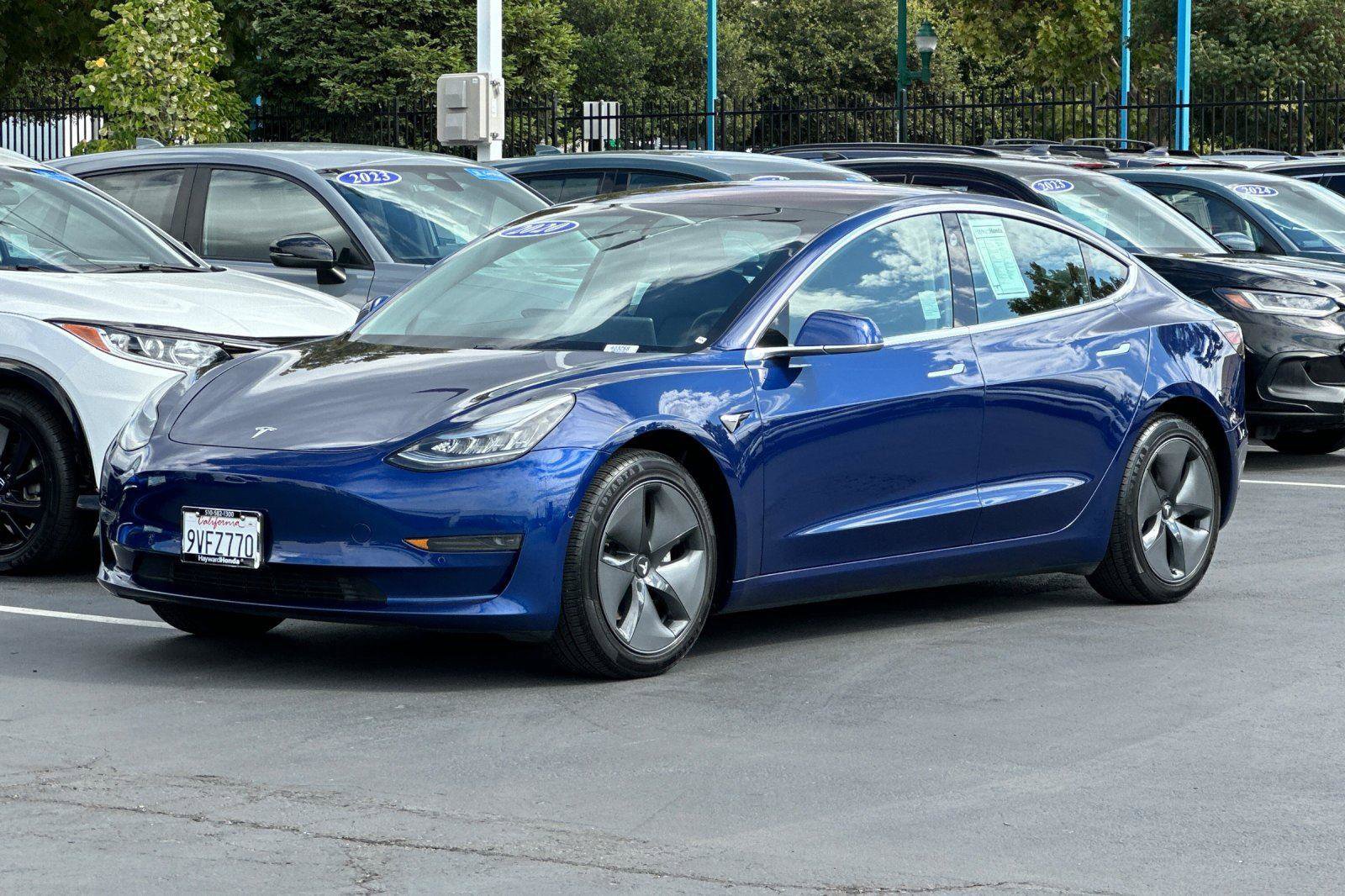 Used 2020 Tesla Model 3 Standard Range Plus image 7
