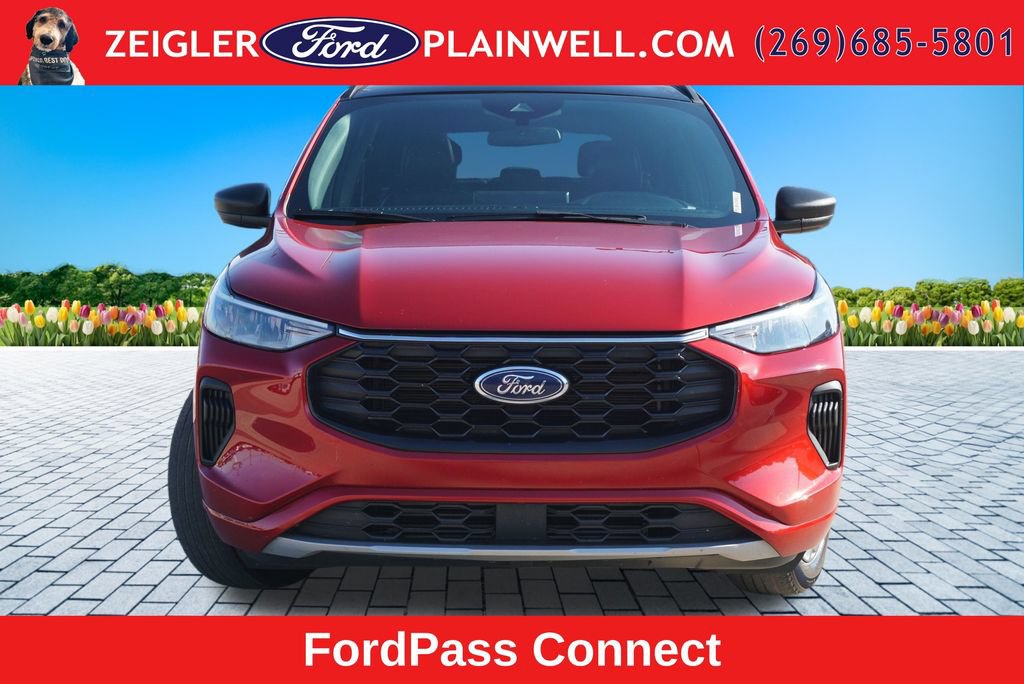 Used 2023 Ford Escape ST-Line w/ Tech Pack #1 AWD/4WD image 8