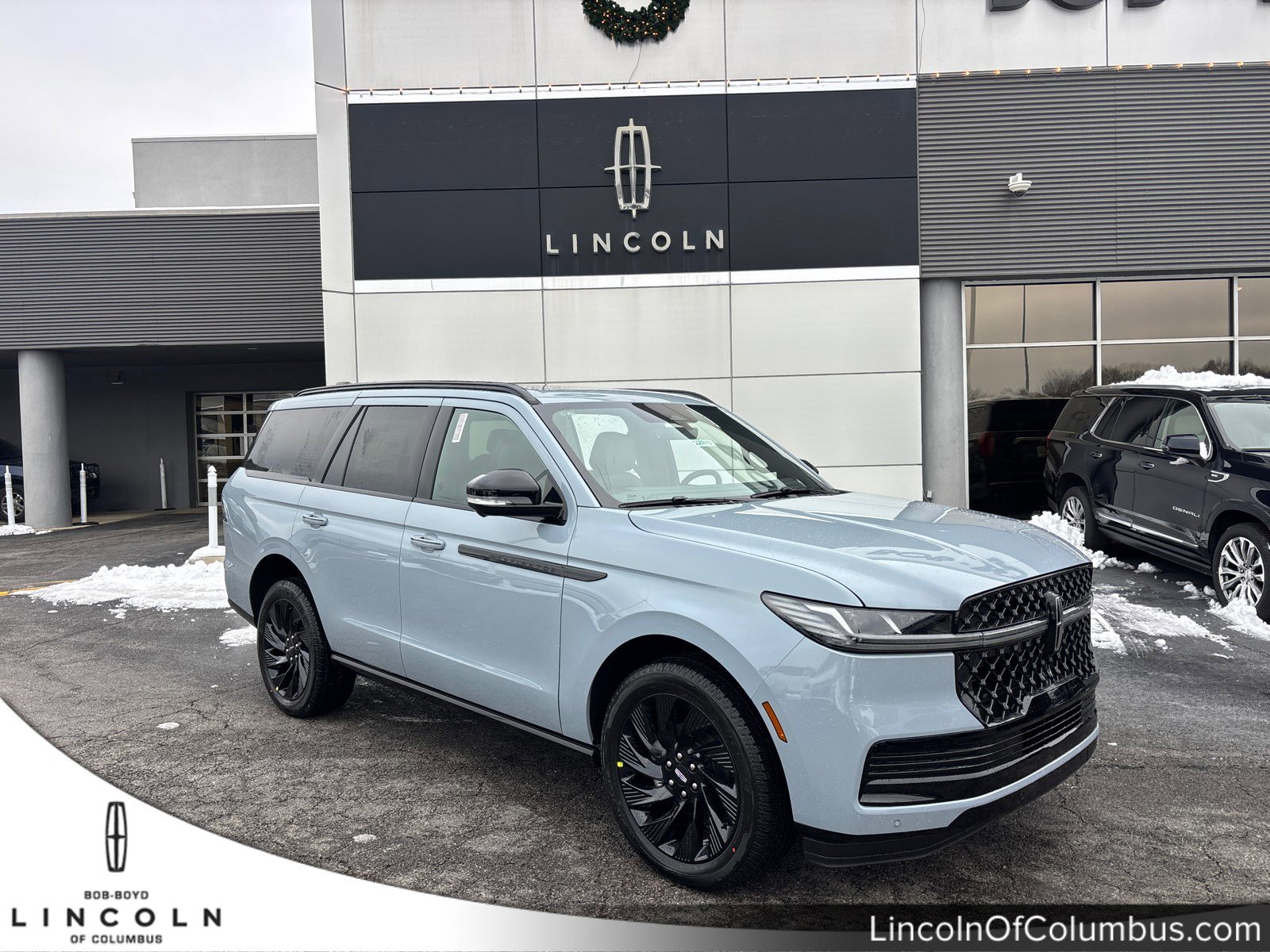 New 2025 Lincoln Navigator Reserve w/ Jet Appearance Package