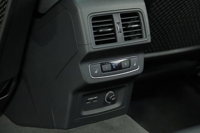 Used 2022 Audi SQ5 Prestige w/ Prestige Package image 37