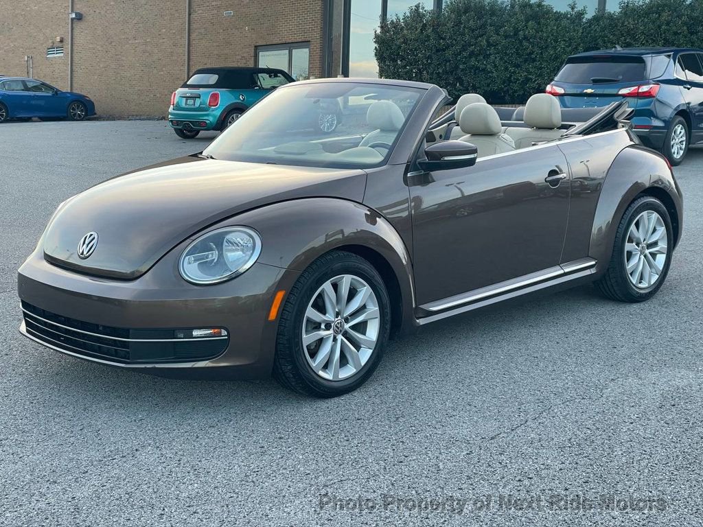 Used 2013 Volkswagen Beetle TDI image 9