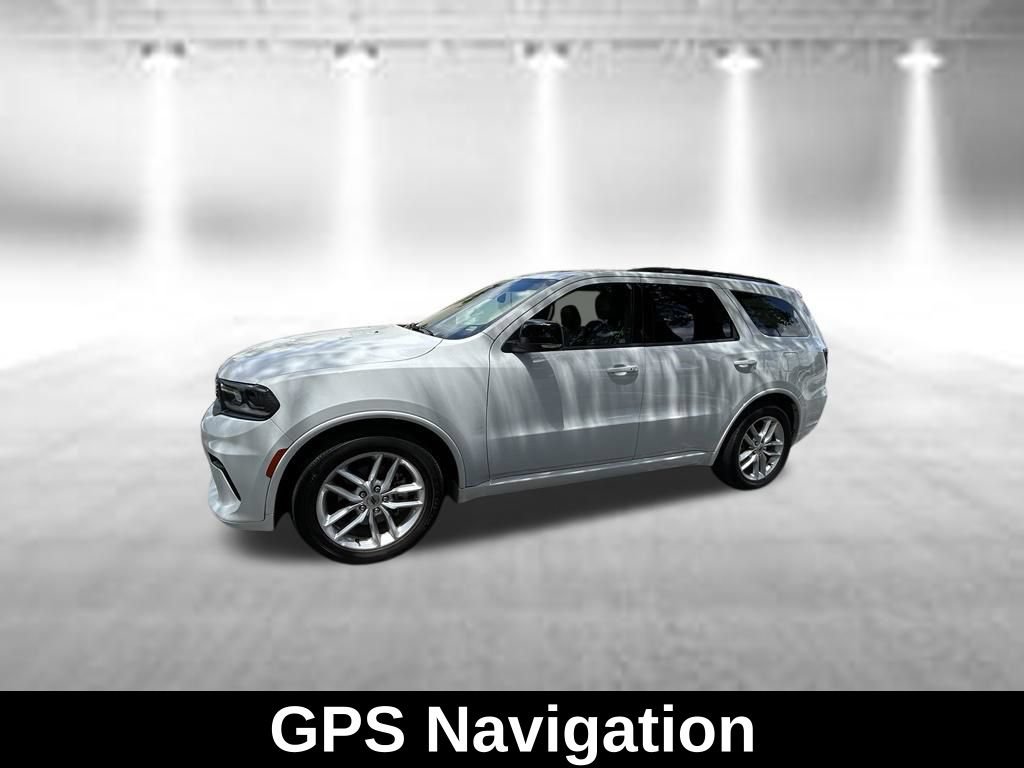 Used 2024 Dodge Durango GT RWD image 3