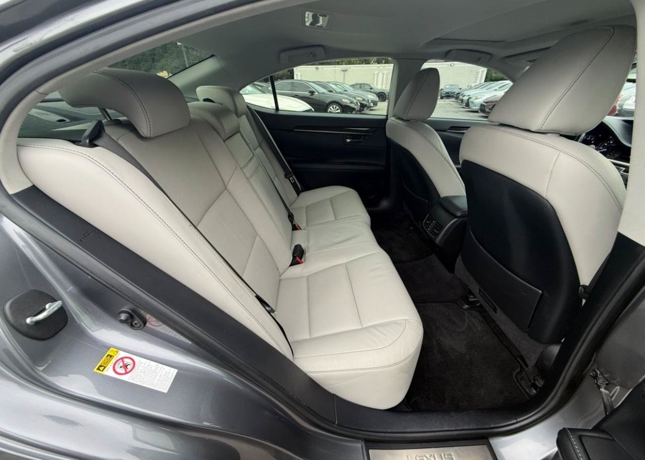 Used 2014 Lexus ES 350 w/ Luxury Package FWD image 15