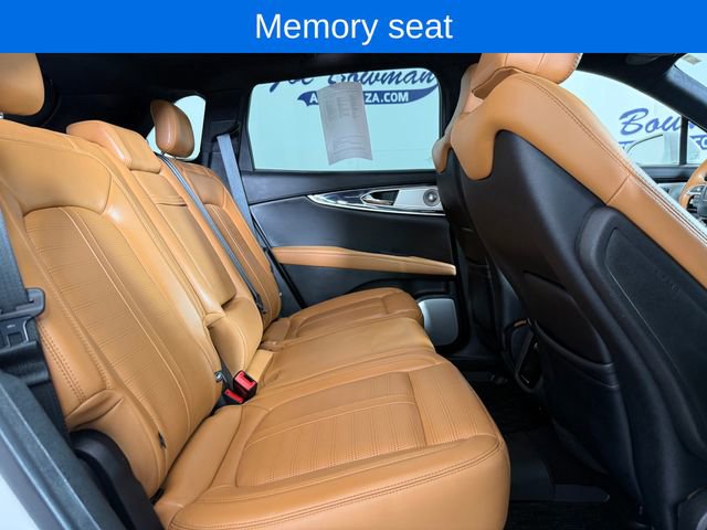 Used 2022 Lincoln Nautilus Black Label w/ Class II Trailer Tow Package image 20