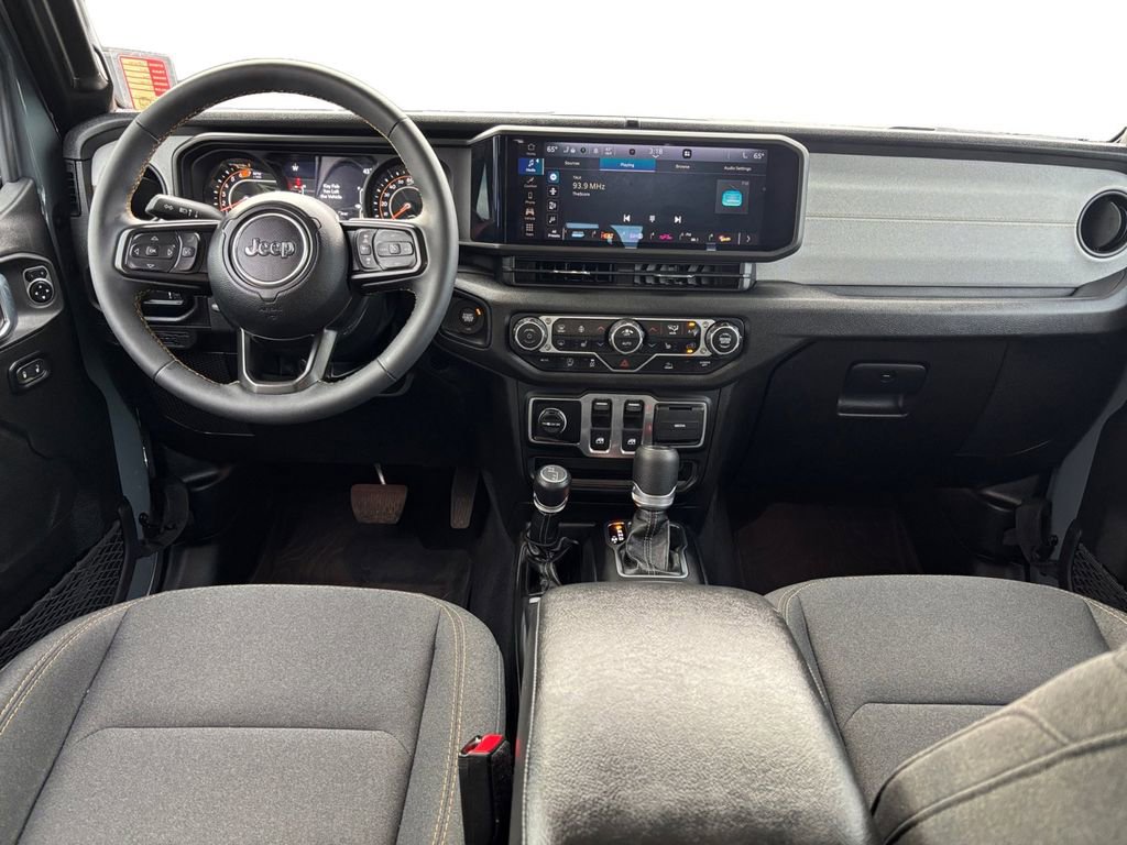 Used 2024 Jeep Wrangler Sport S image 12