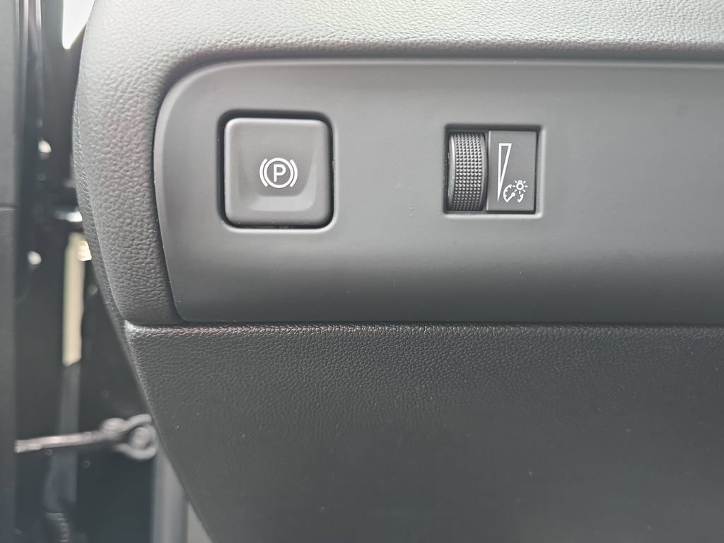 Certified 2024 Buick Enclave Essence w/ Sport Touring Edition AWD/4WD image 28