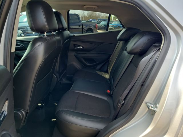 Used 2020 Buick Encore Preferred AWD/4WD image 12