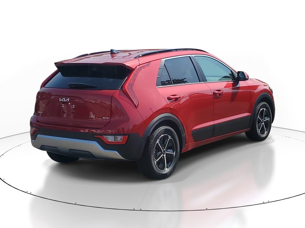 Certified 2023 Kia Niro EX FWD image 4