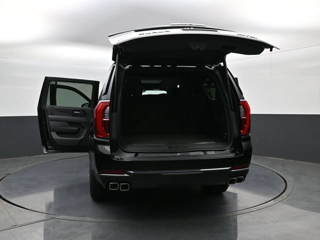 New 2026 GMC Yukon XL AT4 w/ AT4 Premium Plus Package AWD/4WD image 33