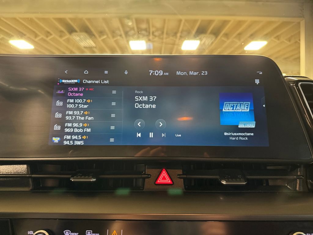 Certified 2023 Kia Sportage EX image 17