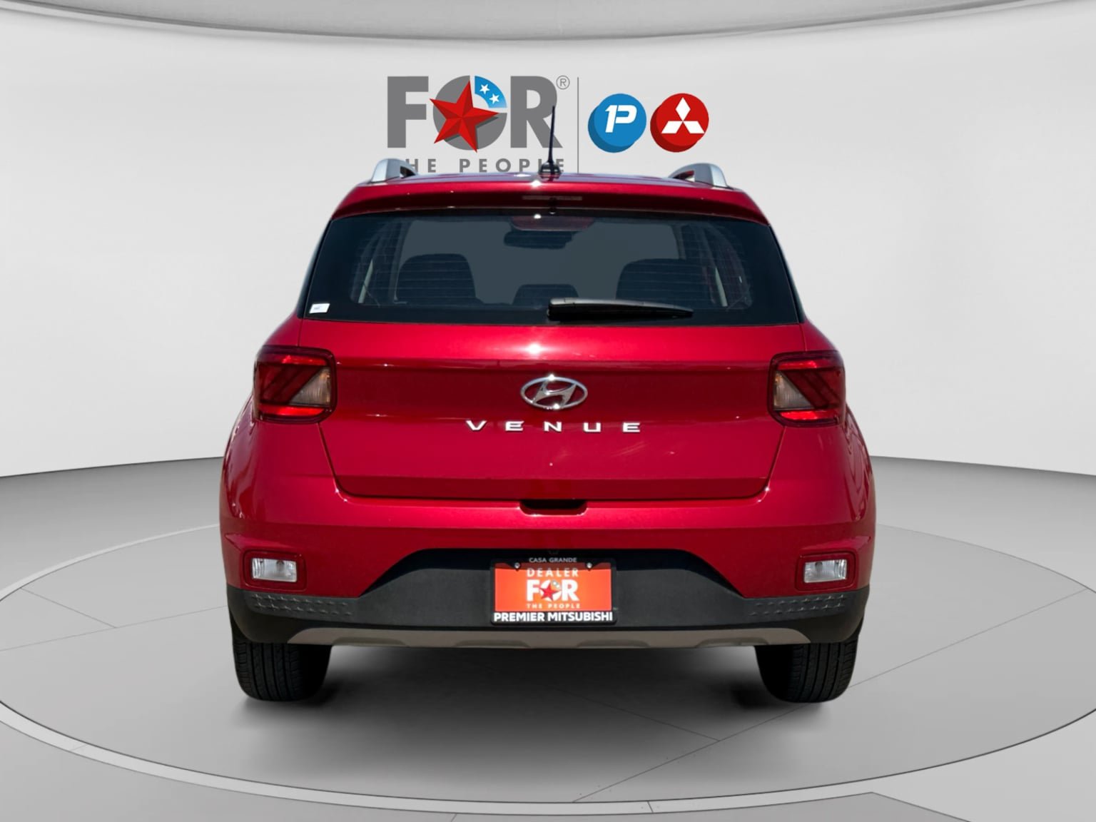 Used 2023 Hyundai Venue SEL FWD image 4