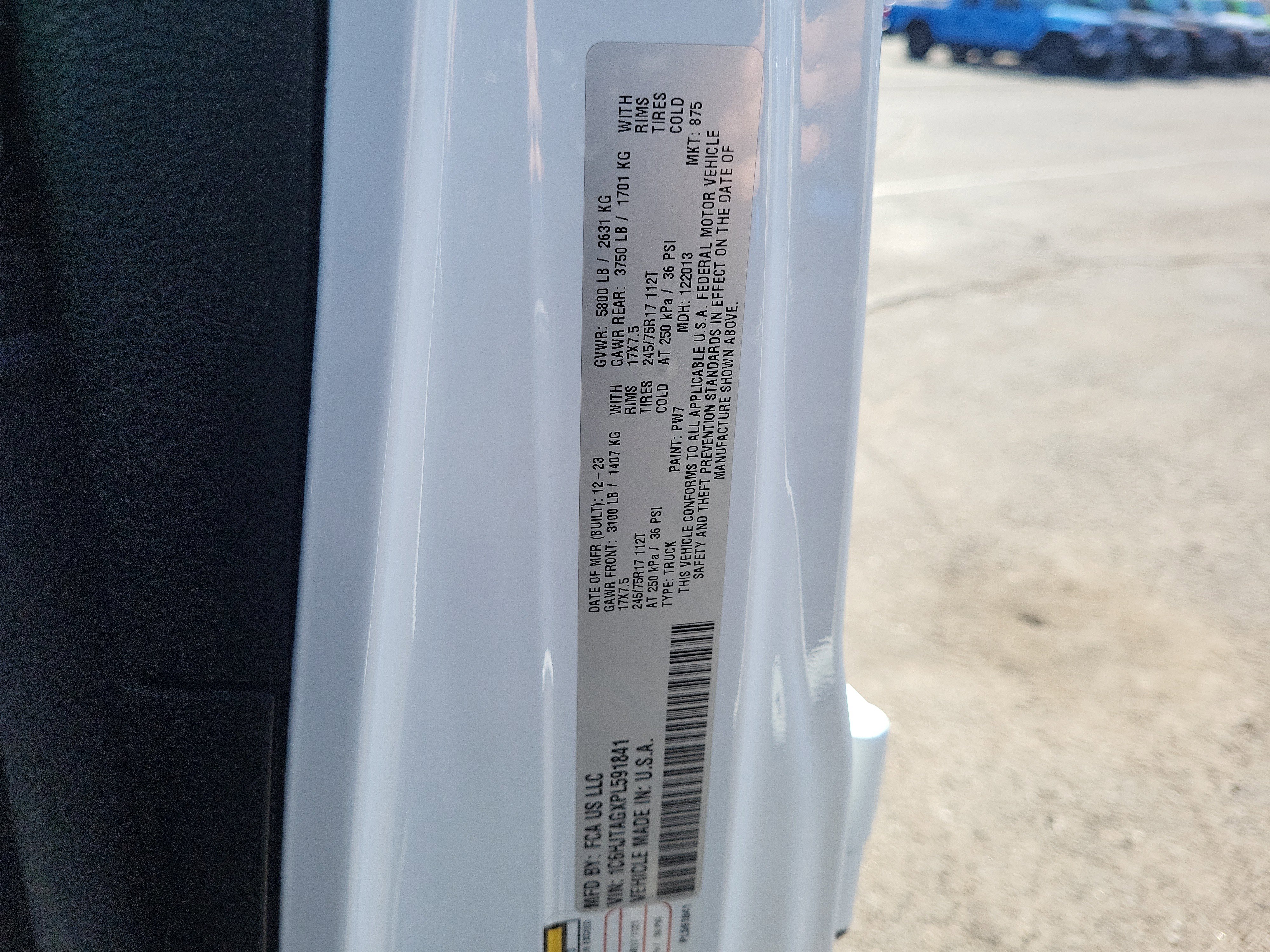 Used 2023 Jeep Gladiator Sport image 30