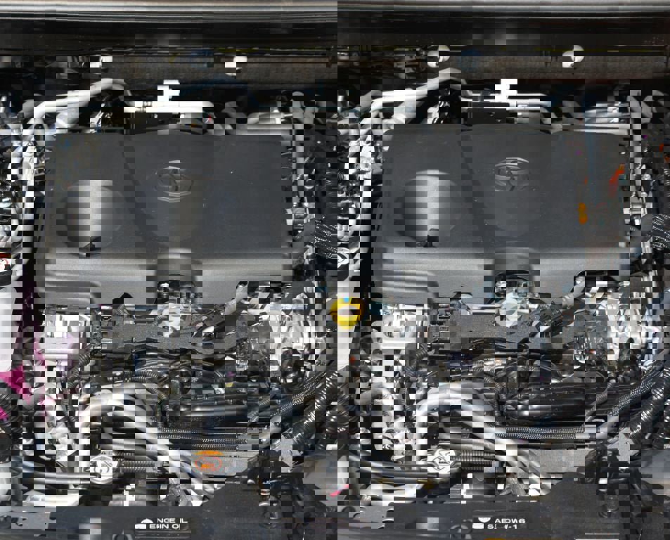 Used 2025 Toyota RAV4 XSE image 29