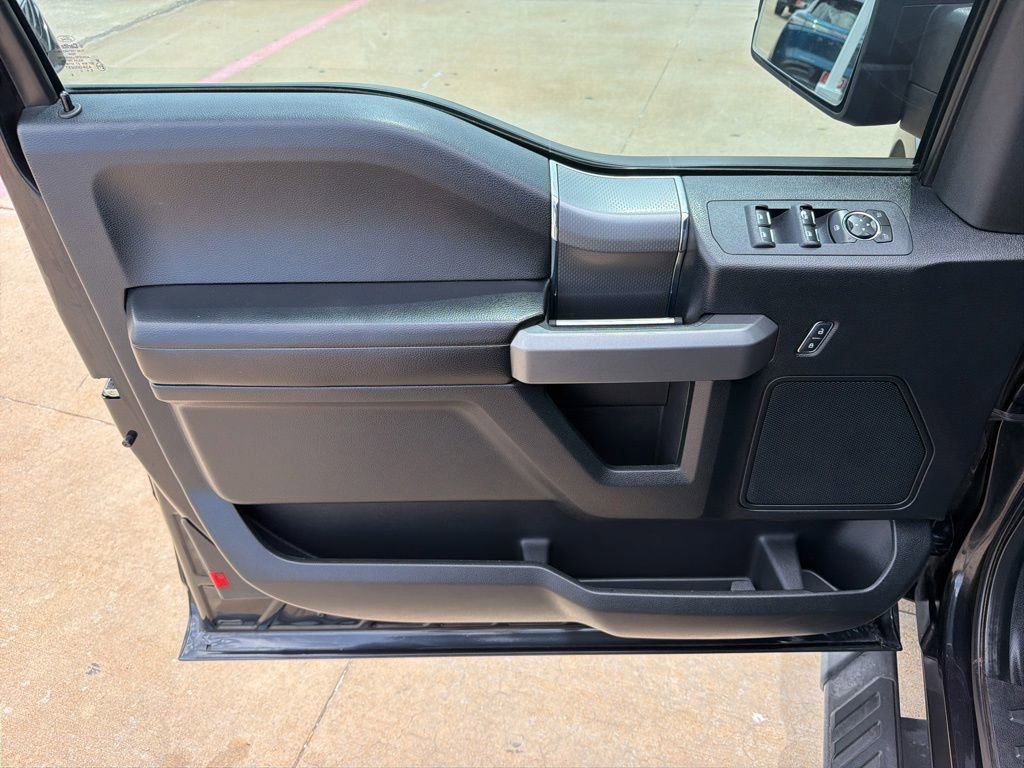 Used 2015 Ford F150 XLT w/ Equipment Group 302A Luxury RWD image 14