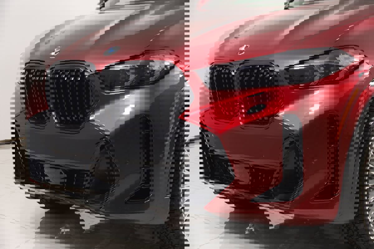 Used 2024 BMW X6 xDrive40i w/ Premium Package image 78