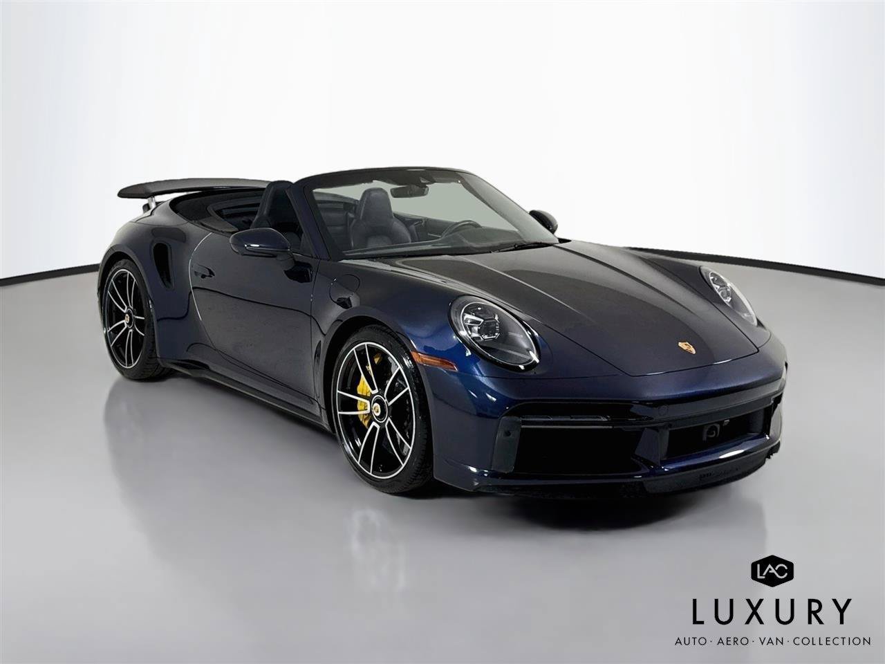 Used 2021 Porsche 911 Turbo S AWD/4WD image 2