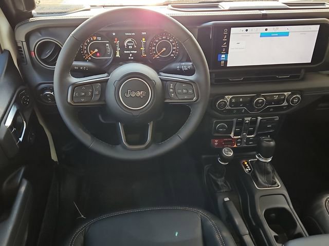 New 2025 Jeep Gladiator Rubicon w/ Convenience Group image 8