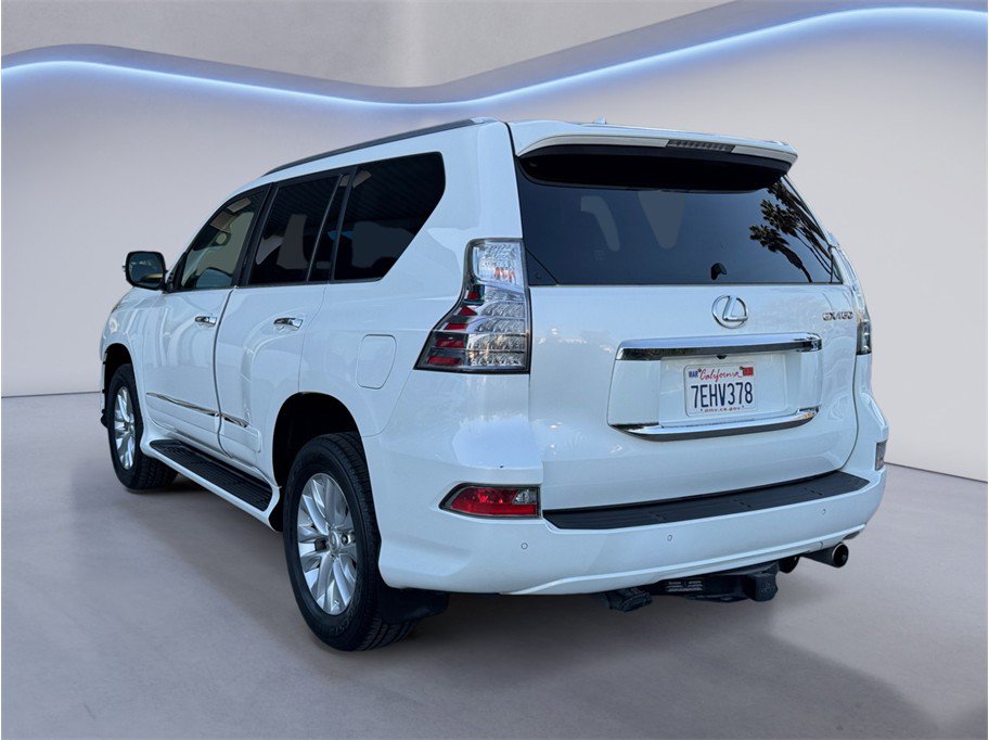 Used 2014 Lexus GX 460 w/ Premium Package image 4